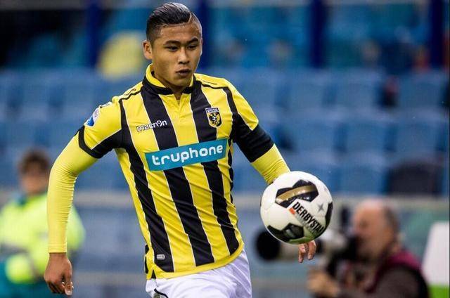 更是球迷与 更是球迷与