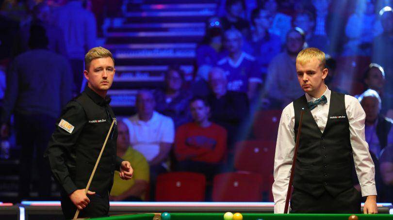 地弥补了球 地弥补了球