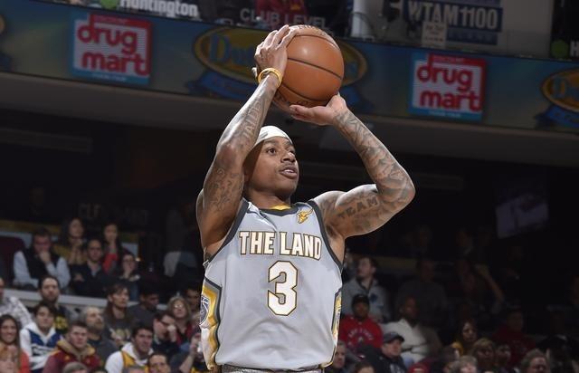 他寻求更多 他寻求更多