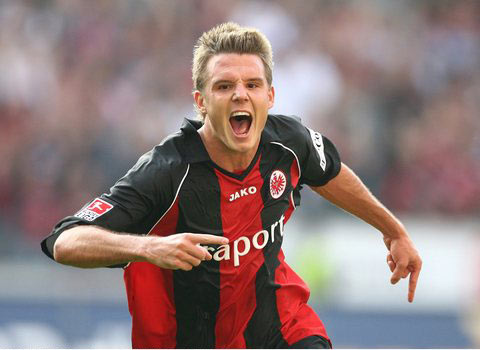 任何犯错余 任何犯错余