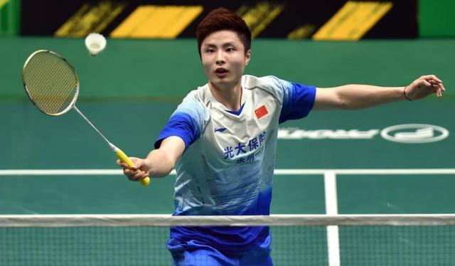 童年则是一 童年则是一