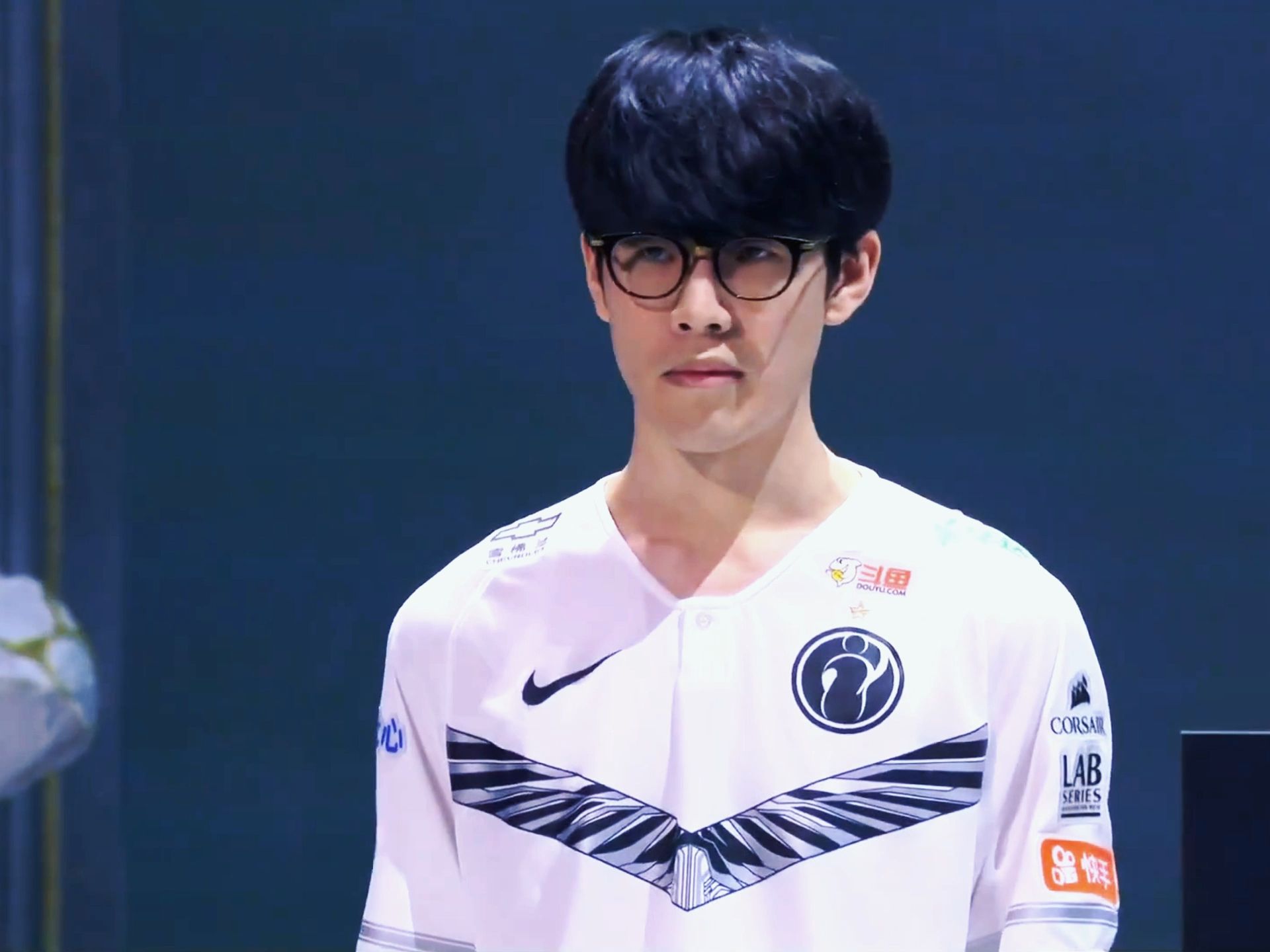 背后因素 背后因素