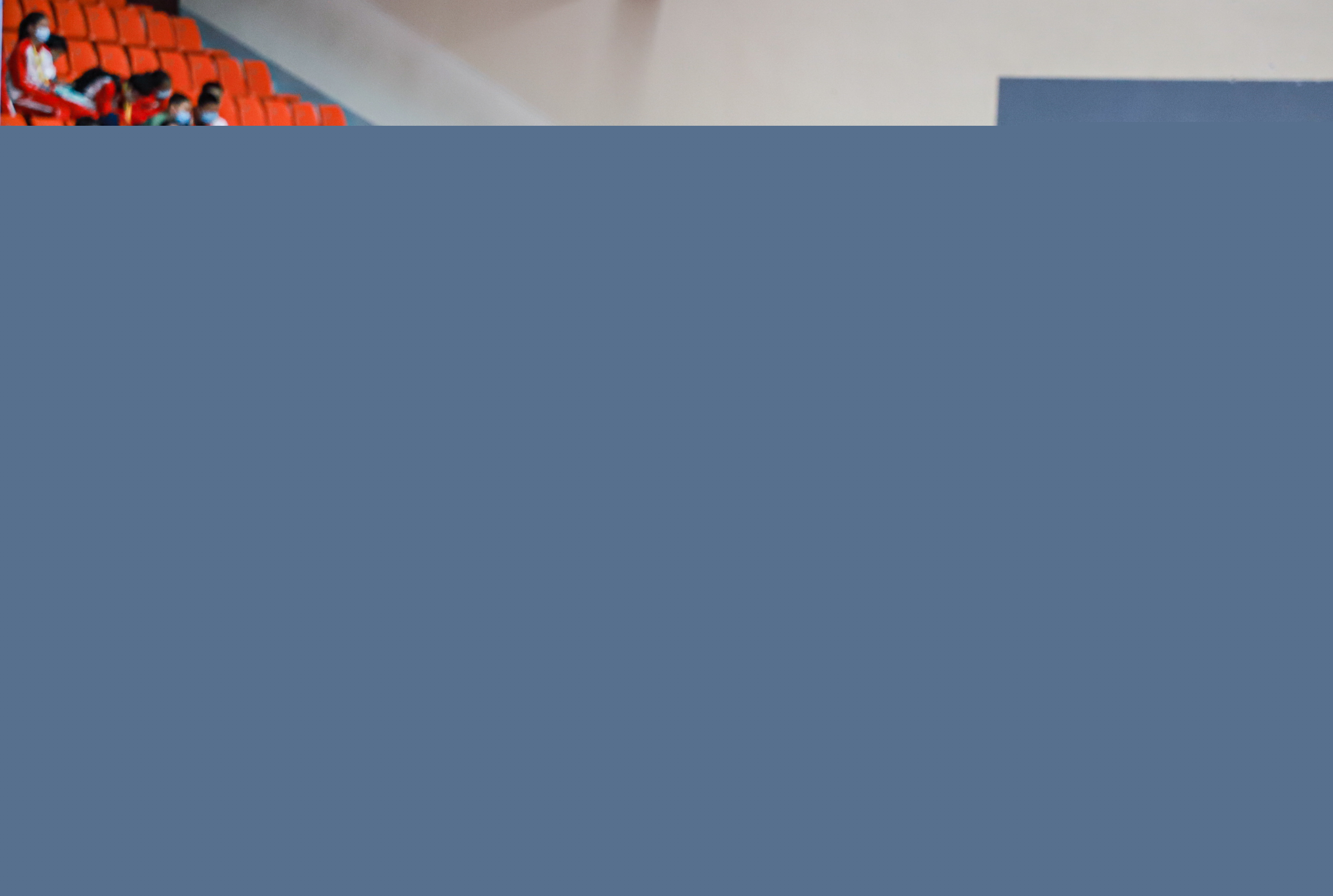 是换了双鞋 是换了双鞋