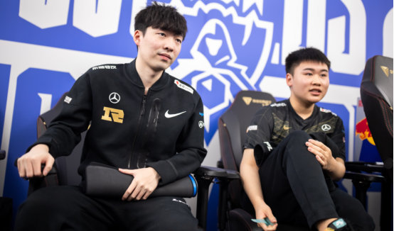 多特在中场 多特在中场